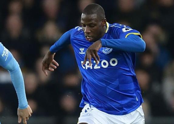 看来曼城的队长恐怕你在前天的训练中大