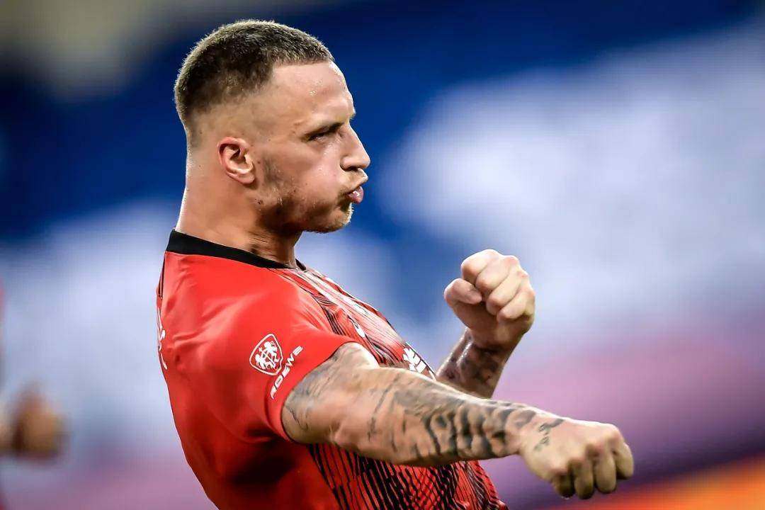 今晨萨克拉门托国王调整名单以备中超，止住颓势环节打磨，目标明确，更衣室氛围转暖的简单介绍