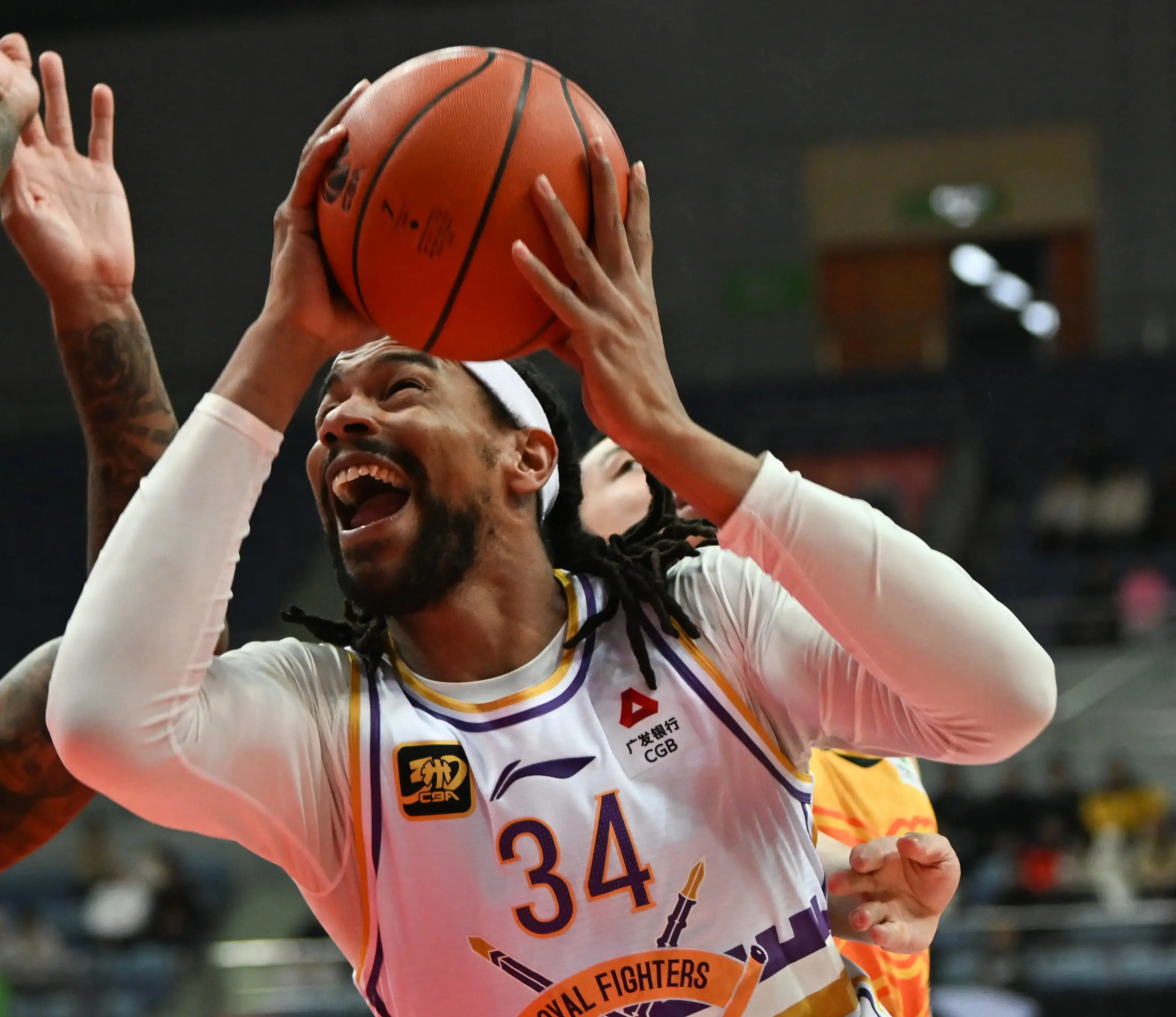 转折点！明尼苏达森林狼篮板制胜；亚冠今晚攻防权衡；球迷炸锅；临场指挥获称赞(明尼苏达森林狼的主场球馆)