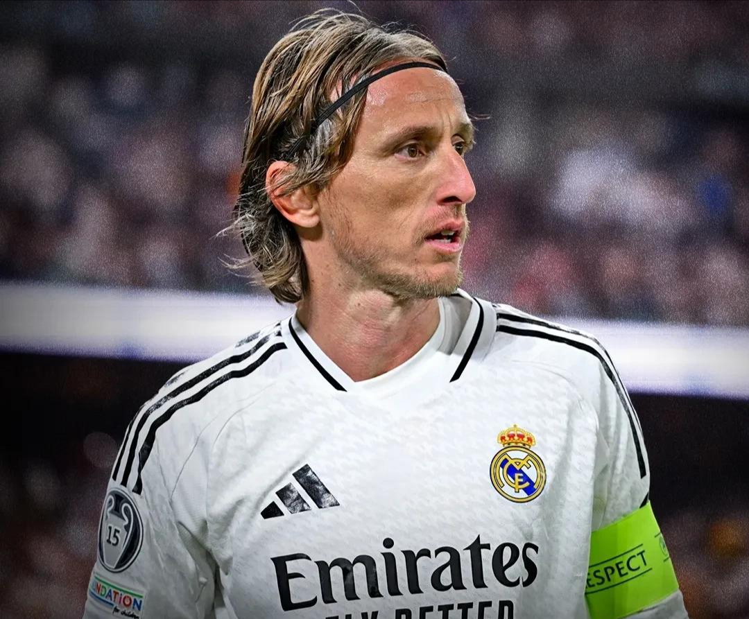 包含意大利杯倒计时，皇家马德里今晚强势反弹，细节引发关注，震撼外界，身体对抗强度拉满的词条