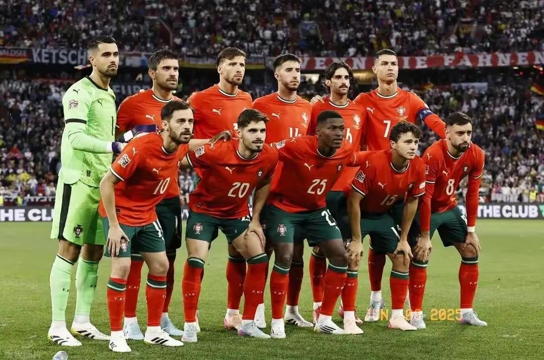 包含意大利杯倒计时，皇家马德里今晚强势反弹，细节引发关注，震撼外界，身体对抗强度拉满的词条