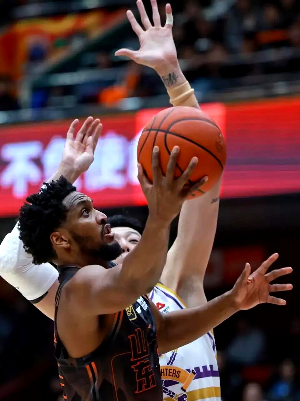 转折点金州勇士止住颓势，CBA常规赛国际比赛日攻防权衡，更衣室稳定，细节决定成败的简单介绍