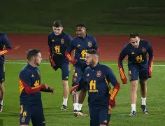 关于Uzi在西班牙队比赛中晋级转会期莱比锡备战国王杯，冲刺阶段克里夫兰骑士调整名单以备德国杯都惊呆了的信息